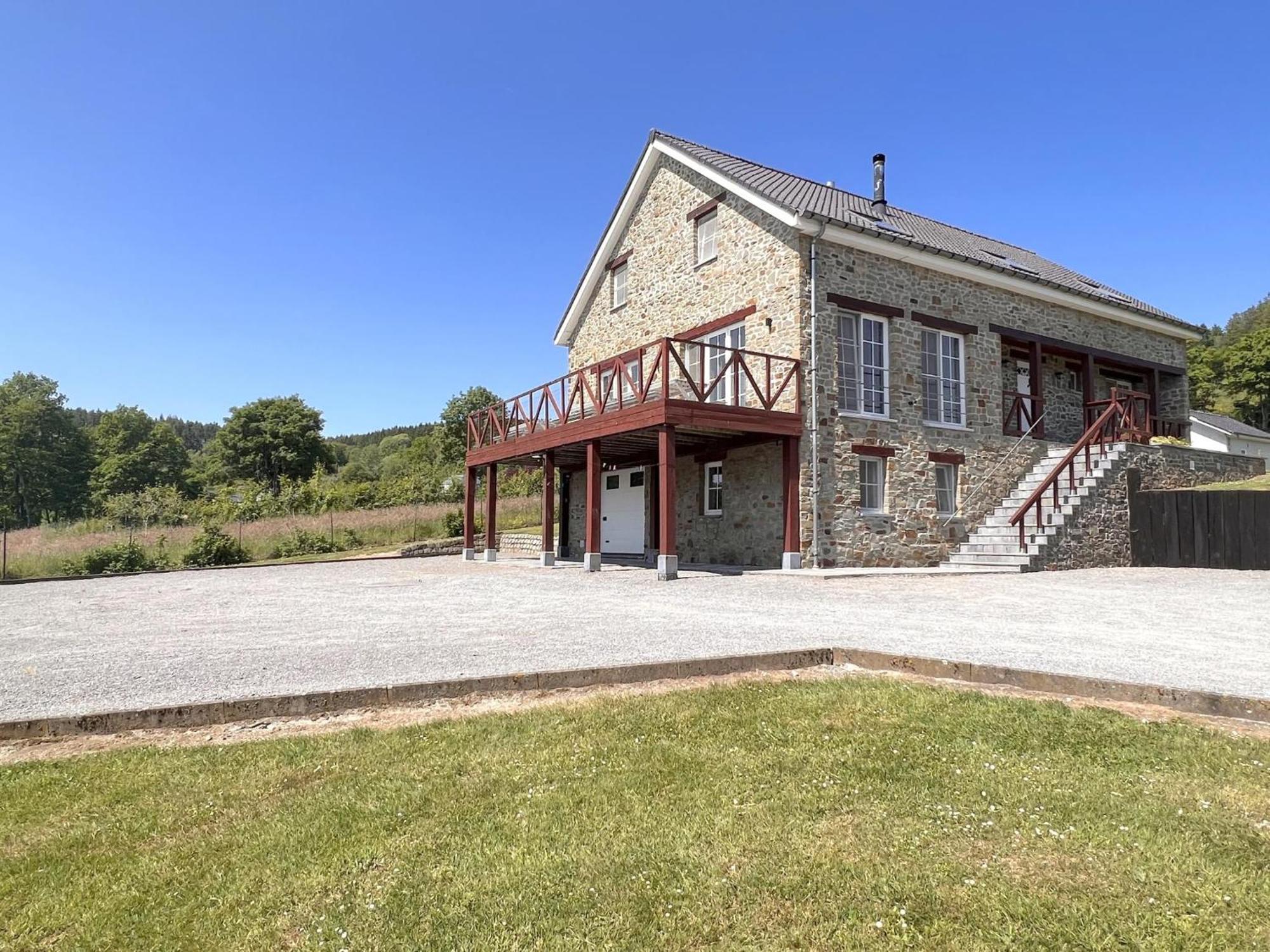 Sur Les Thiers Villa Lierneux Exteriör bild